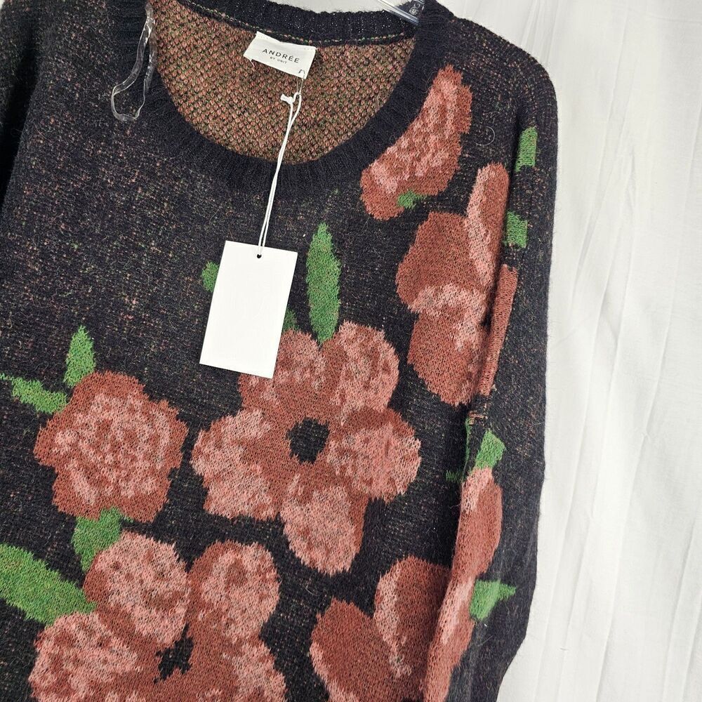 Andree By Unit Floral Knit Sweater Blk  Pink Flowers Size Large Parisian Garden - Picture 4 of 7